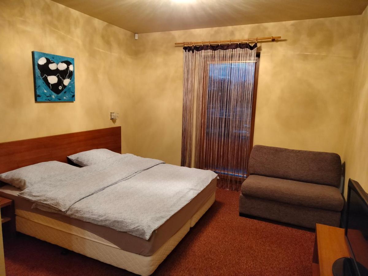 Velka Lomnica Apartman Robo Luaran gambar
